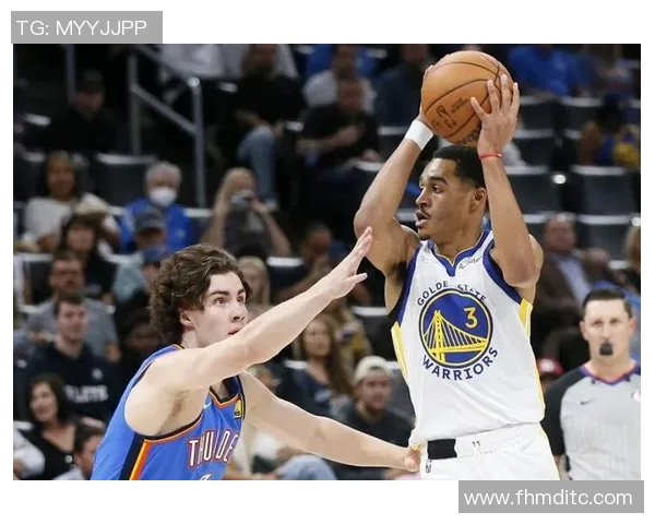 雷霆勇士第三场激战回顾球星表现与战术分析全景解读